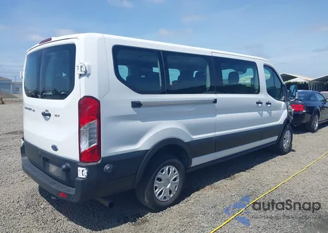 2024 Ford Transit-350 Passenger Van Xlt z USA, uszkodzony, nr VIN 1FBAX2Y82RKA83295